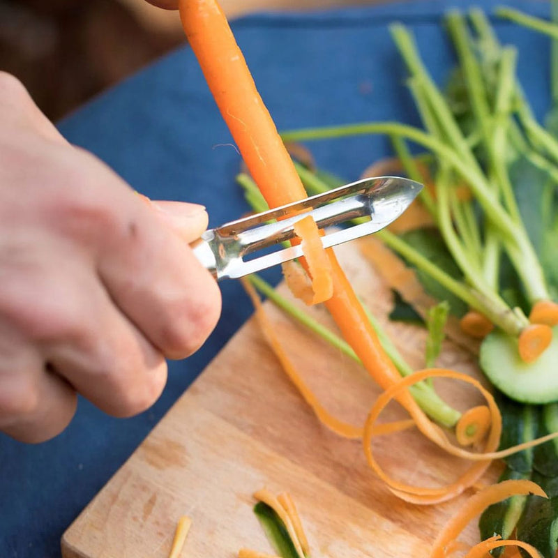 Load image into Gallery viewer, Opinel No.06 Folding Peeler