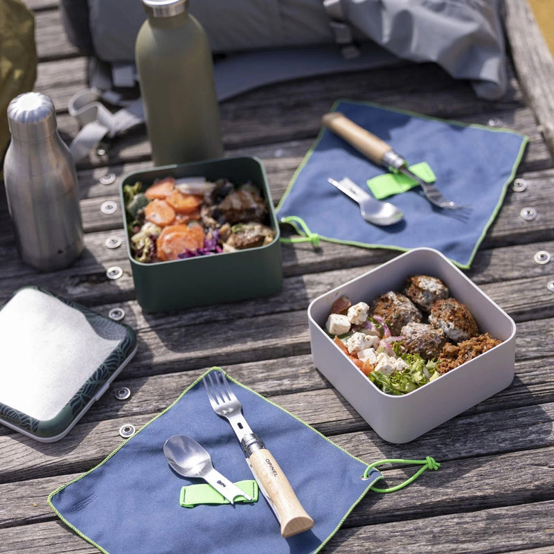 Load image into Gallery viewer, Opinel Picnic + Cutlery Set