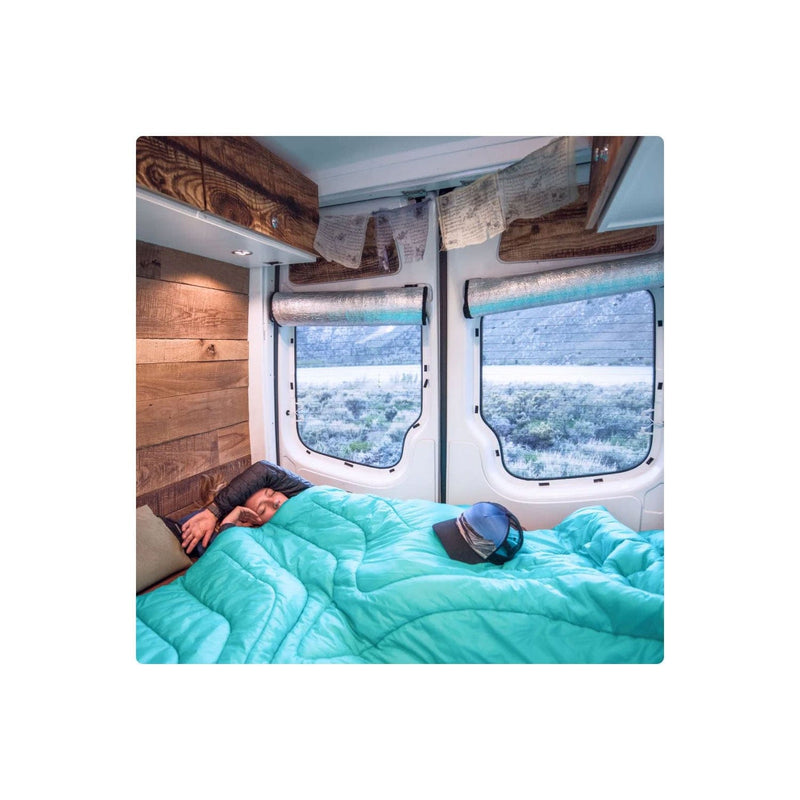 Load image into Gallery viewer, Rumpl Original Puffy Blanket - Seafoam