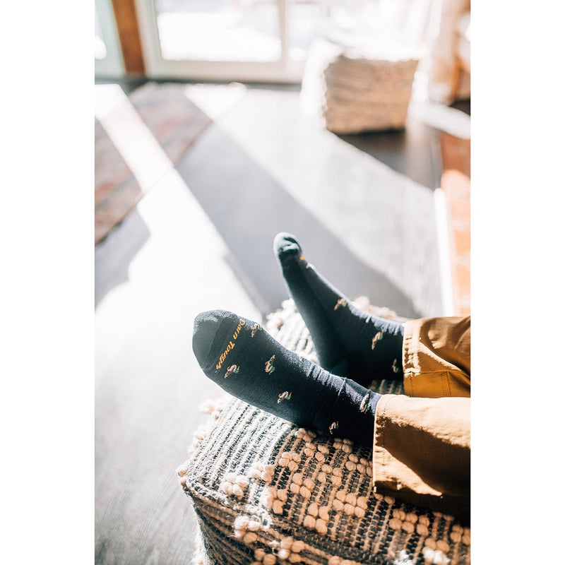 Load image into Gallery viewer, Darn Tough Duck Duck Moose Crew Lightweight with Cushion Men's Socks