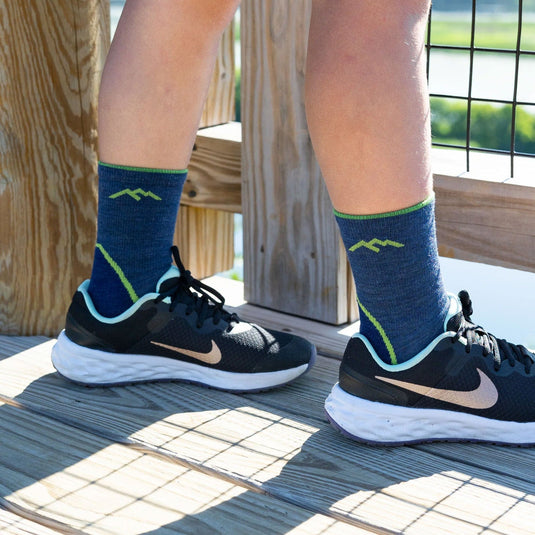Darn Tough Micro Crew Lightweight With Cushion Kids' Hiking Socks