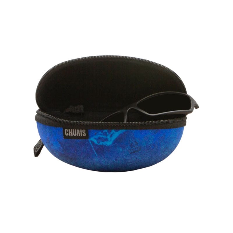 Load image into Gallery viewer, Chums Transporter Sunglass Case