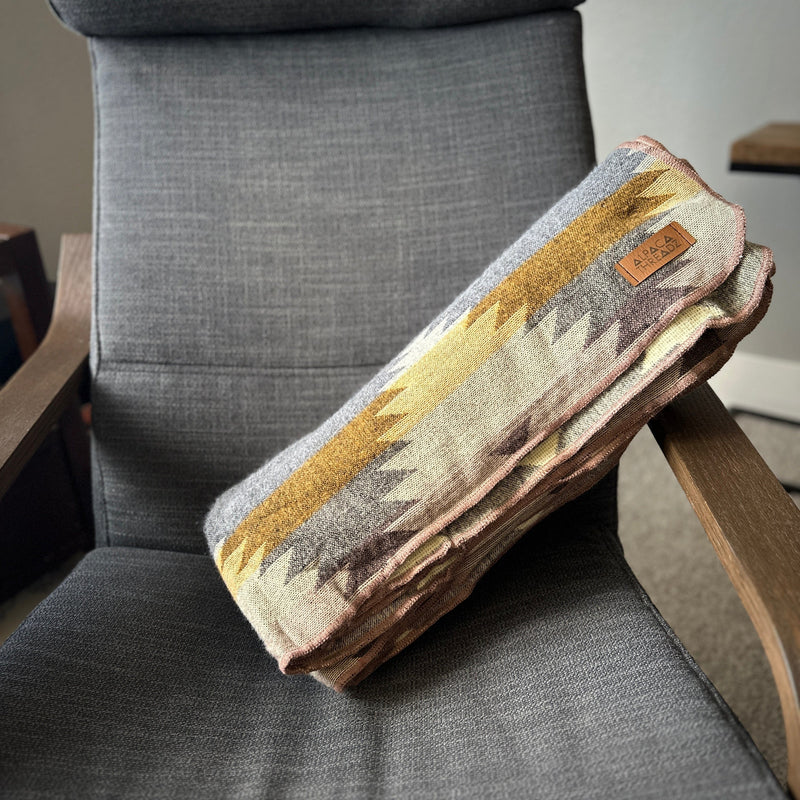 Load image into Gallery viewer, Andean Alpaca Wool Blanket - Rocky by Alpaca Threadz