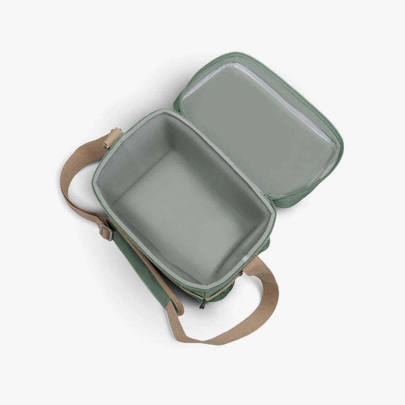 Load image into Gallery viewer, Igloo ECOCOOL Cube 12 Can Lunch Cooler Bag