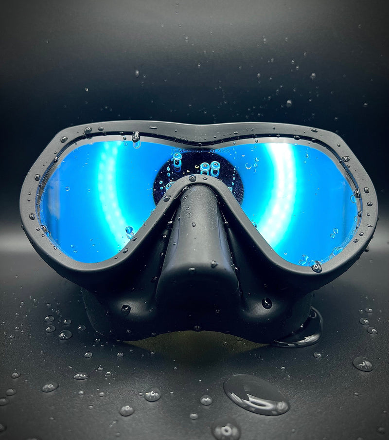 Load image into Gallery viewer, Blue tint frameless dive mask