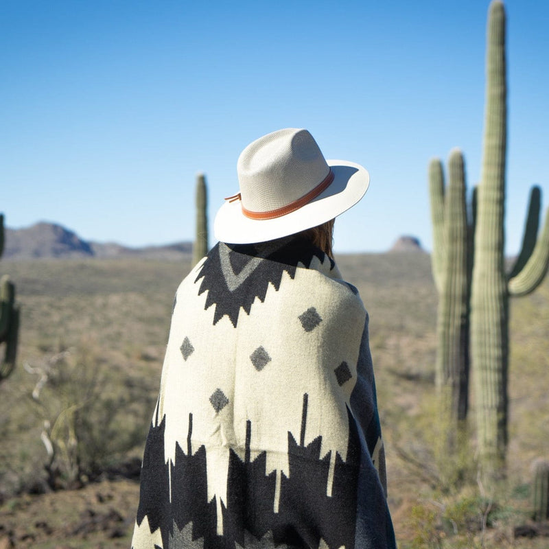 Load image into Gallery viewer, Andean Alpaca Wool Blanket - Midnight by Alpaca Threadz