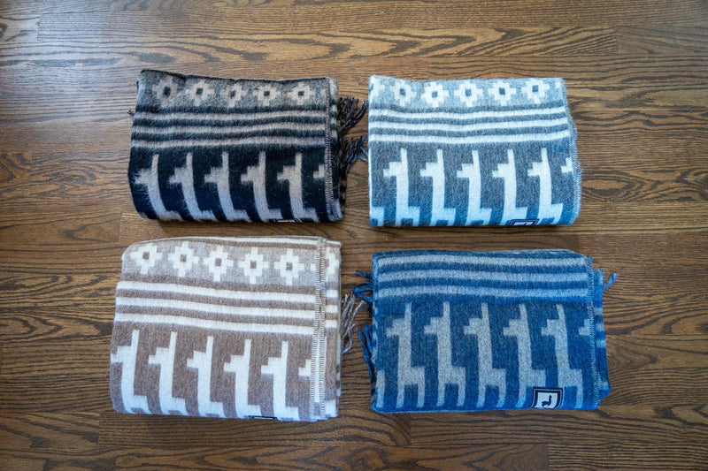Load image into Gallery viewer, Alpaca Wool Throw Blanket - Alpaca Design by Alpaca Threadz
