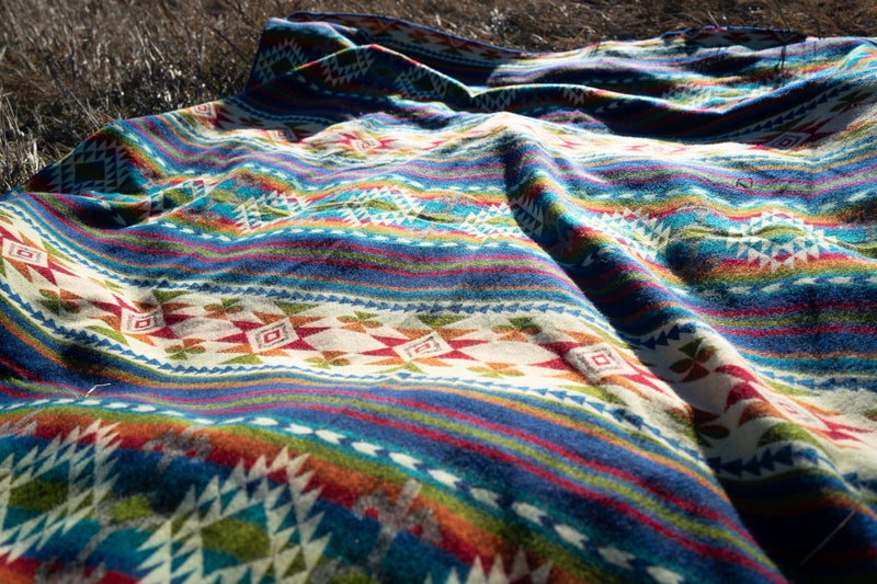 Load image into Gallery viewer, Andean Alpaca Wool Blanket - Galapagos by Alpaca Threadz
