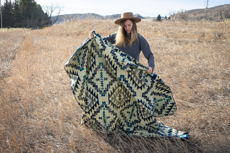 Load image into Gallery viewer, Andean Alpaca Wool Blanket - Blue Chakana by Alpaca Threadz