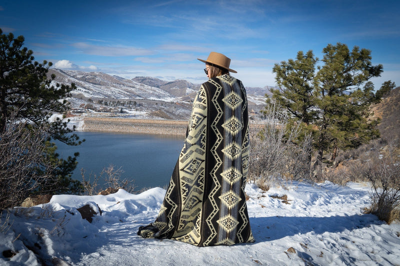 Load image into Gallery viewer, Andean Alpaca Wool Blanket - Slate by Alpaca Threadz
