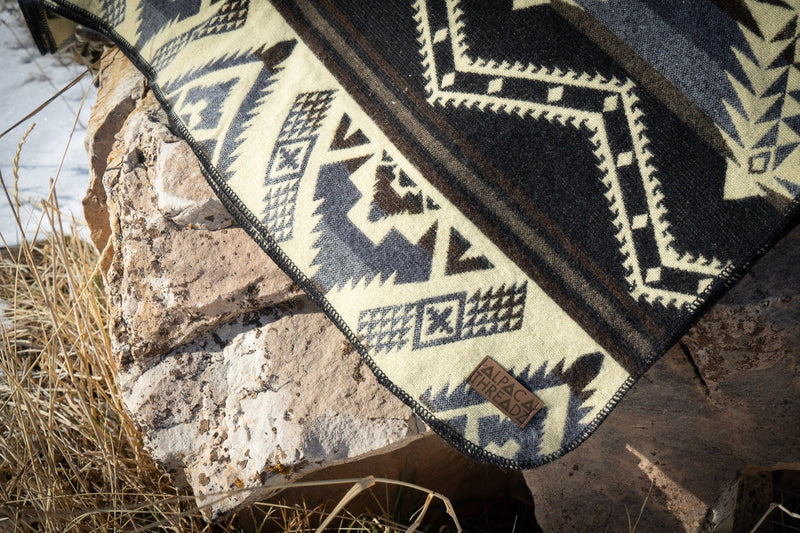 Load image into Gallery viewer, Andean Alpaca Wool Blanket - Slate by Alpaca Threadz
