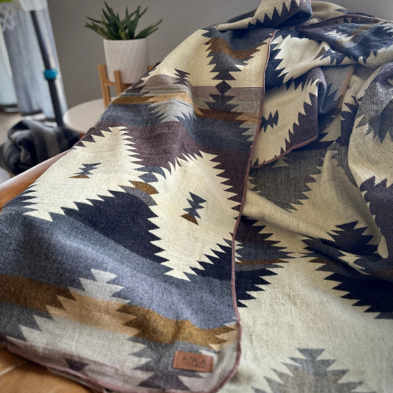 Load image into Gallery viewer, Andean Alpaca Wool Blanket - Rocky by Alpaca Threadz