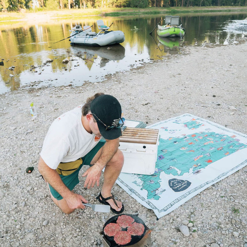 Load image into Gallery viewer, Nomadix Festival Blanket National Parks and Monuments Map