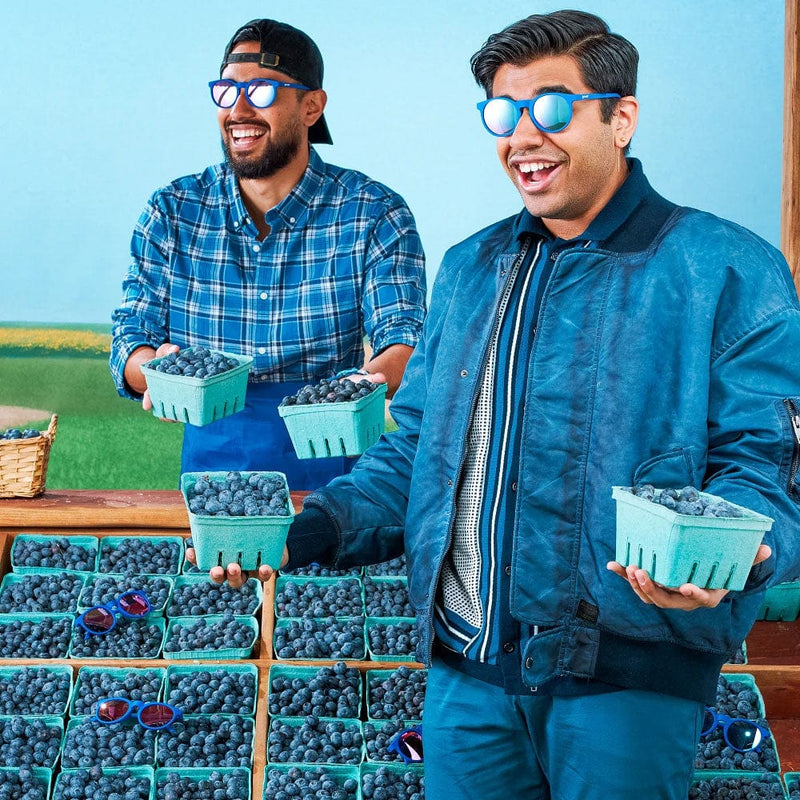 Load image into Gallery viewer, goodr Circle G Sunglasses - Blueberries, Muffin Enhancers