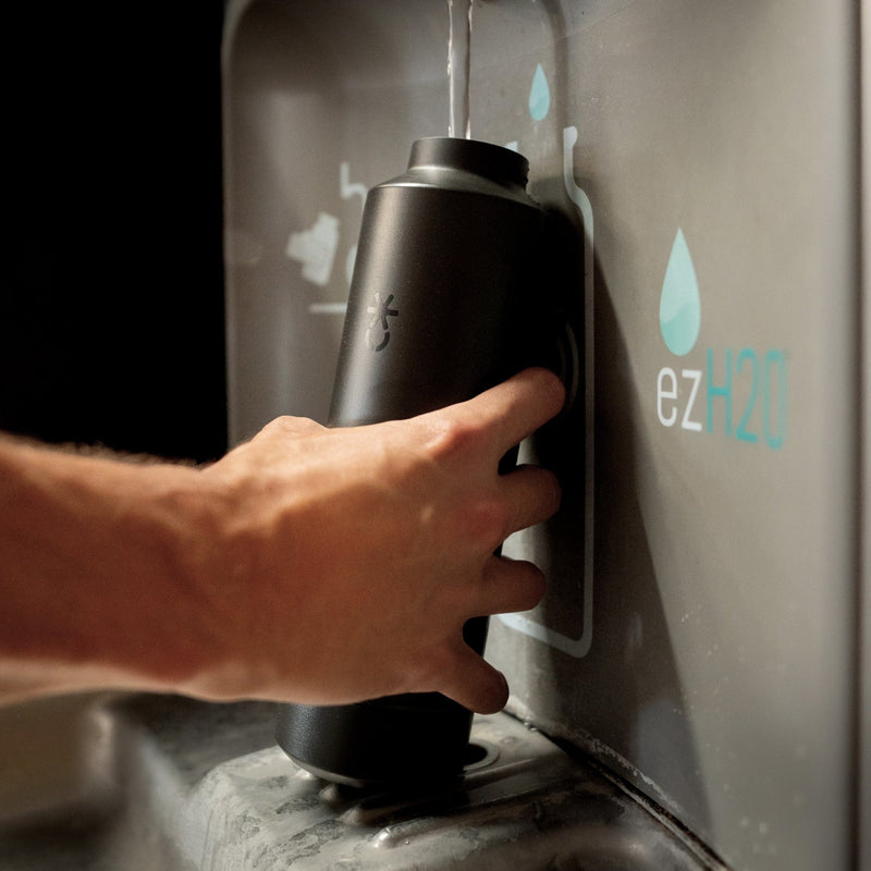 Load image into Gallery viewer, Luma 1.0: Stainless Steel UV-C Filtration Water Bottle 20fl oz by Luma Hydration