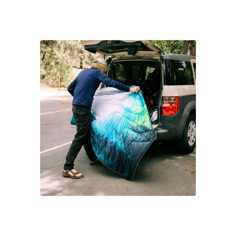 Load image into Gallery viewer, Rumpl Original Puffy Blanket - Olympic Fog