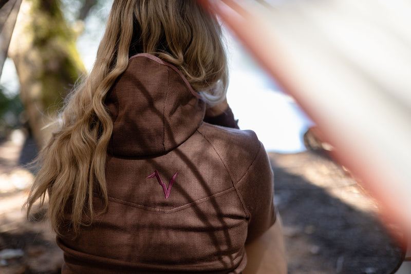 Load image into Gallery viewer, Voormi Women's High-E Hoodie
