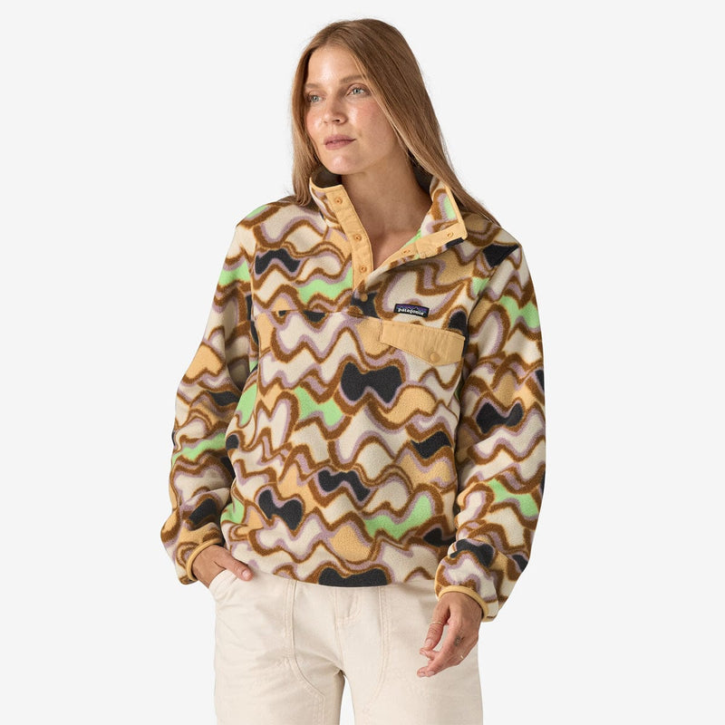 Load image into Gallery viewer, Patagonia Women's Lightweight Synch Snap-T Pull-Over
