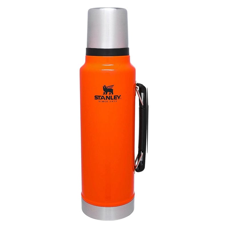 Load image into Gallery viewer, Stanley Classic Legendary Bottle 1.5 Quart