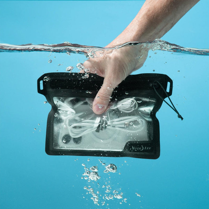Load image into Gallery viewer, Nite Ize RunOff Waterproof Pocket