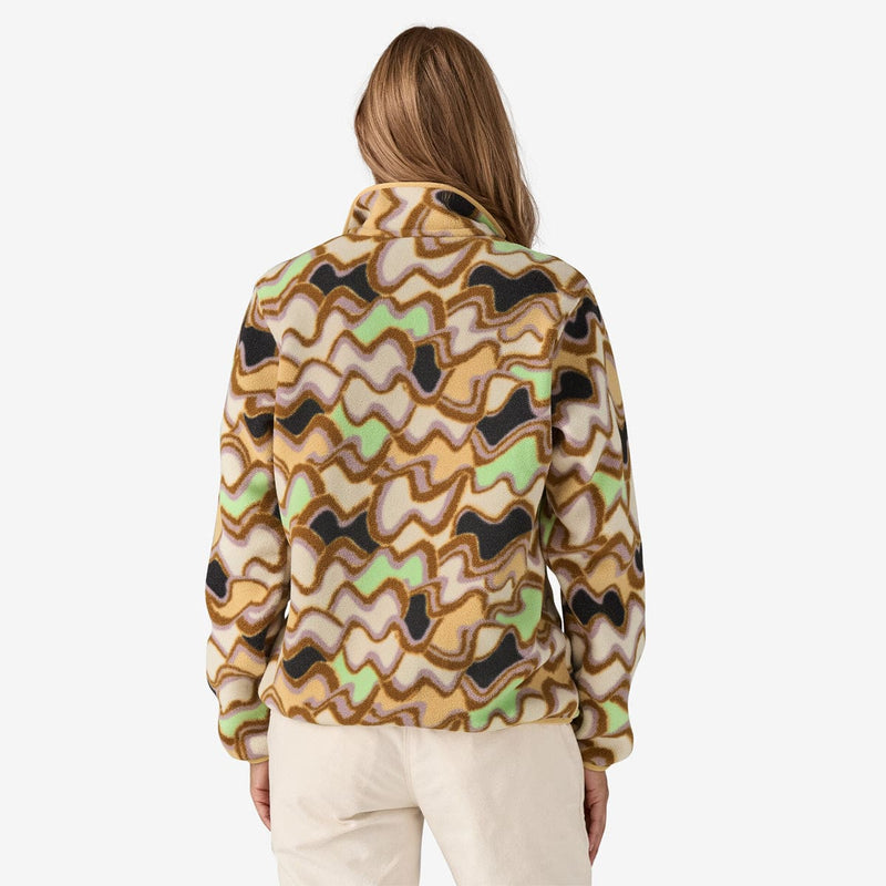 Load image into Gallery viewer, Patagonia Women's Lightweight Synch Snap-T Pull-Over