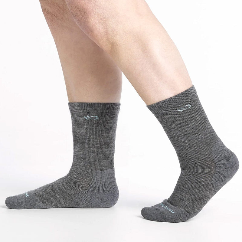 Load image into Gallery viewer, Wide Open Women's Solid Midweight Crew Sock