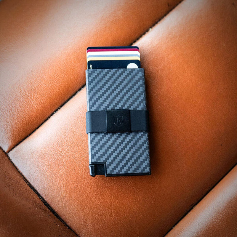 Load image into Gallery viewer, Ekter Carbon AirTag Cardholder / Wallet
