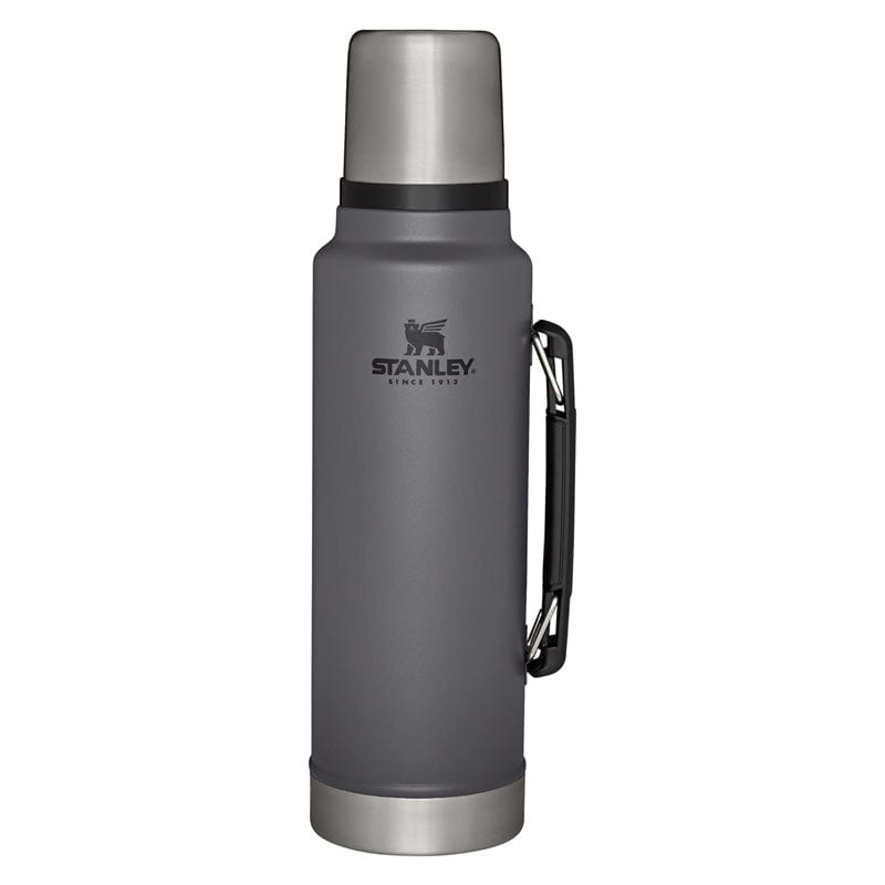 Load image into Gallery viewer, Stanley Classic Legendary Bottle 1.5 Quart