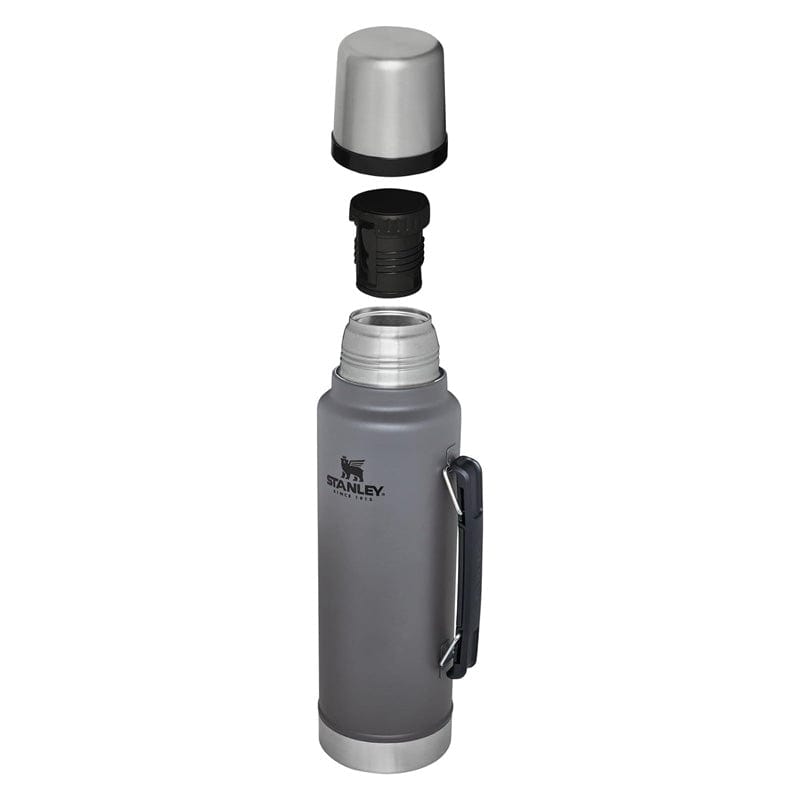 Load image into Gallery viewer, Stanley Classic Legendary Bottle 1.5 Quart