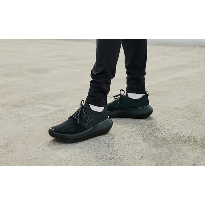 Load image into Gallery viewer, Oofos Men's OOmy Stride Sneaker