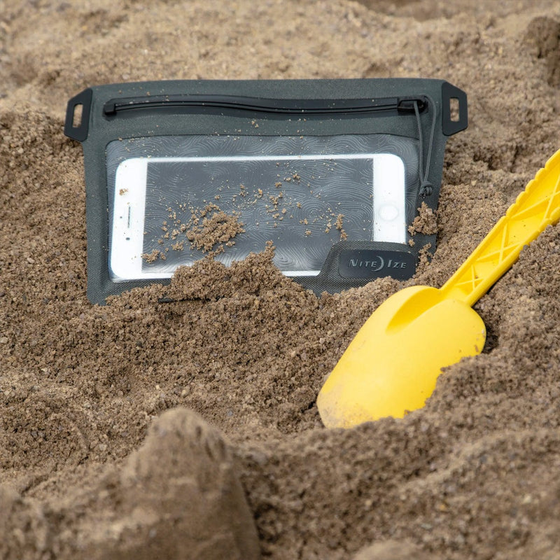 Load image into Gallery viewer, Nite Ize RunOff Waterproof Pocket