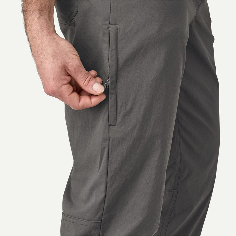 Load image into Gallery viewer, Patagonia Men's Quandary Joggers
