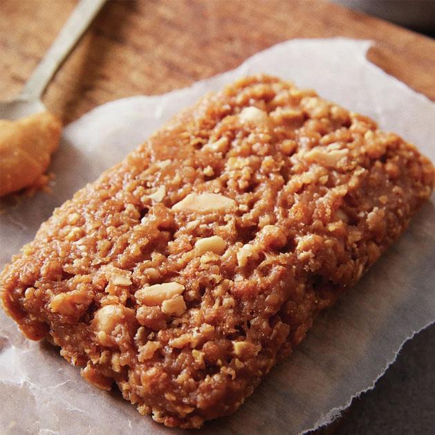 Load image into Gallery viewer, Clif Bar Crunchy Peanut Butter