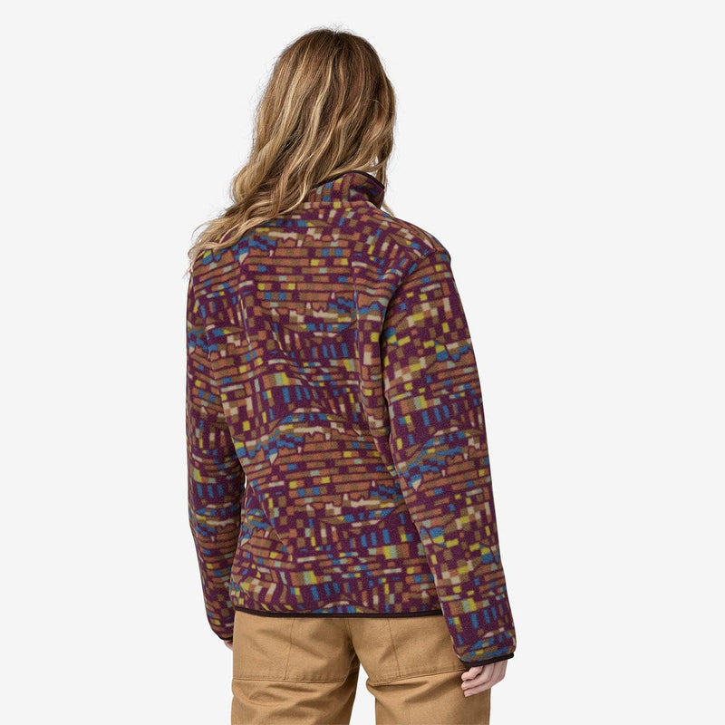 Load image into Gallery viewer, Patagonia Women&#39;s Lightweight Synch Snap-T Pull-Over
