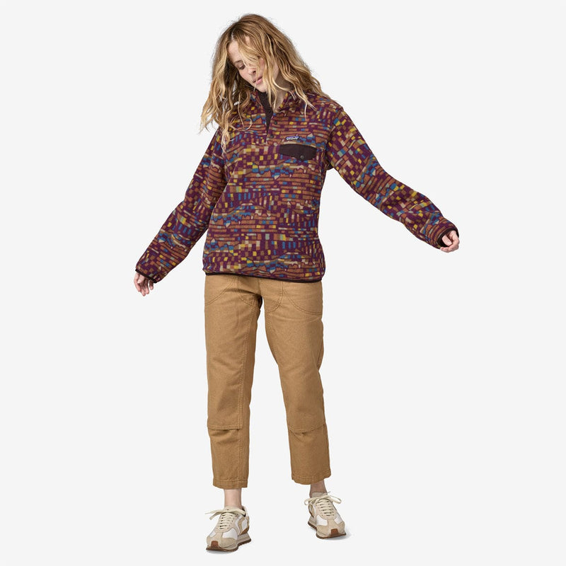 Load image into Gallery viewer, Patagonia Women&#39;s Lightweight Synch Snap-T Pull-Over
