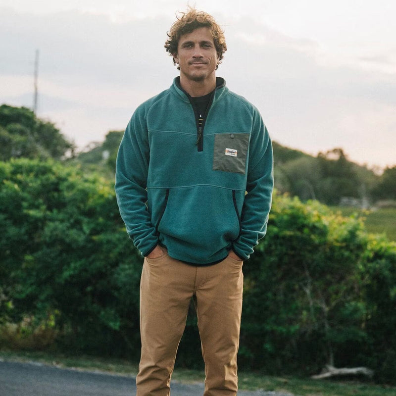 Load image into Gallery viewer, Howler Brothers Free Range Fleece Pullover