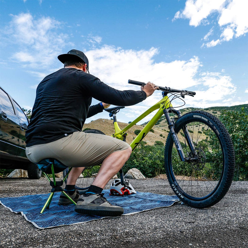 Load image into Gallery viewer, Grand Trunk Compass 360 Stool