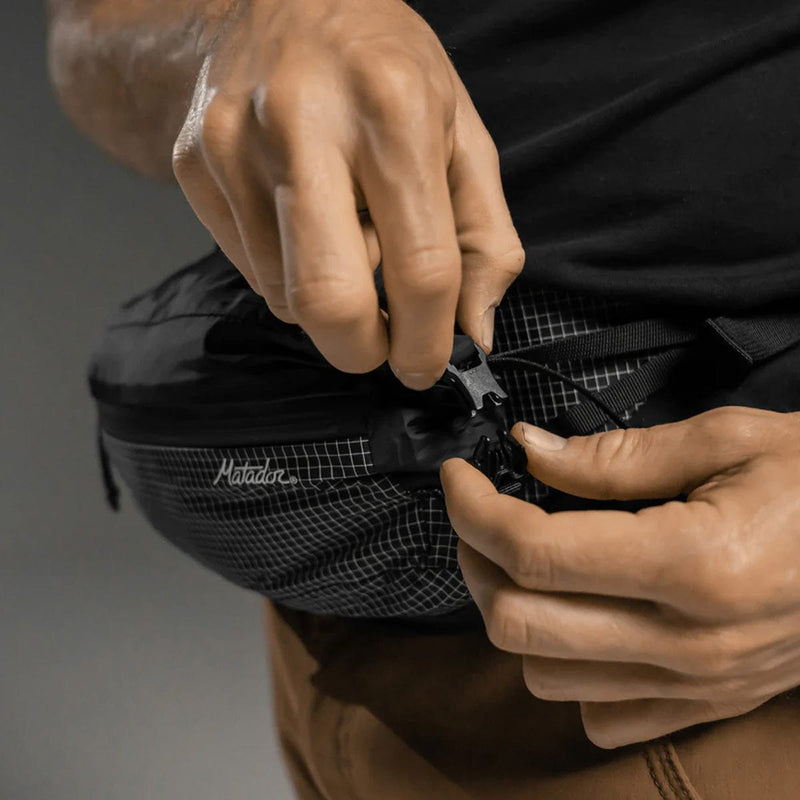 Load image into Gallery viewer, Matador Freerain Waterproof Packable Hip Pack