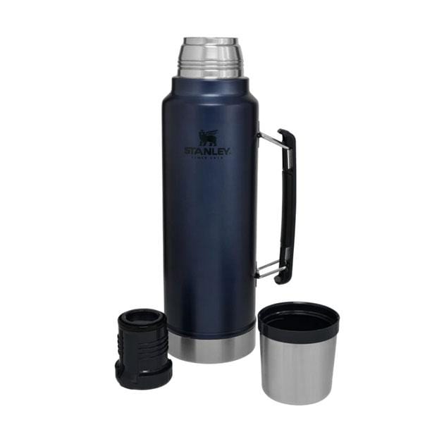 Load image into Gallery viewer, Stanley The Legendary Classic 1.5 qt. Bottle