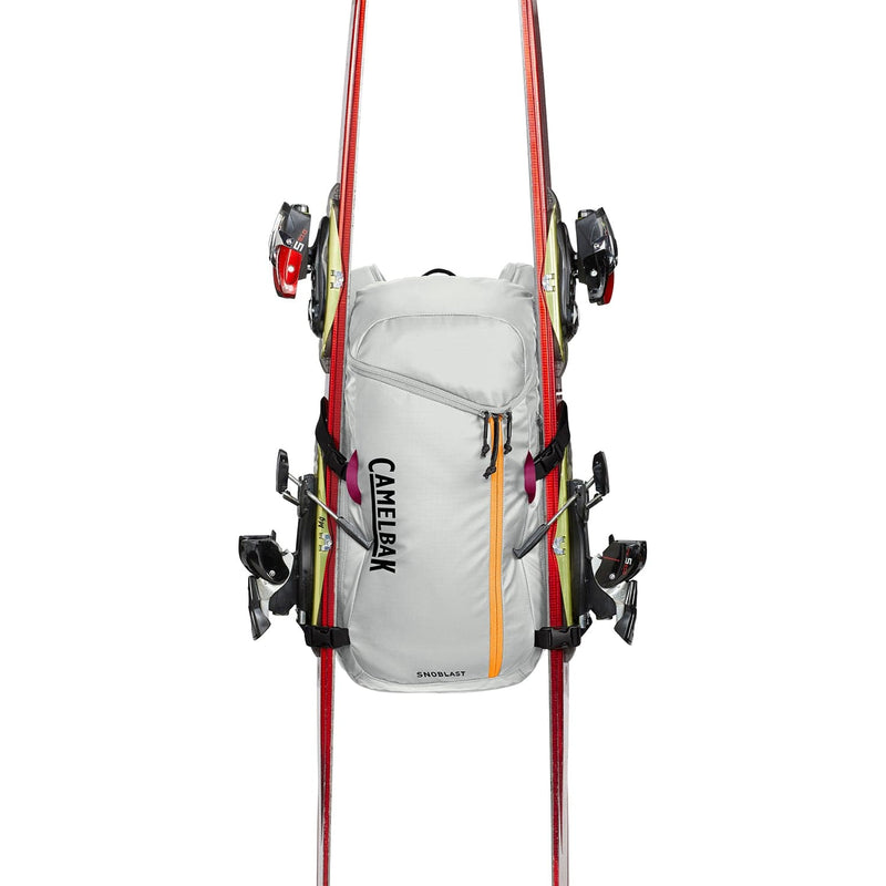 Load image into Gallery viewer, CamelBak SnoBlast 22 70oz. Hydration Pack