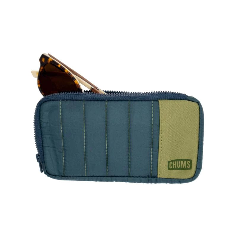 Load image into Gallery viewer, Chums Sunglass Sleeper