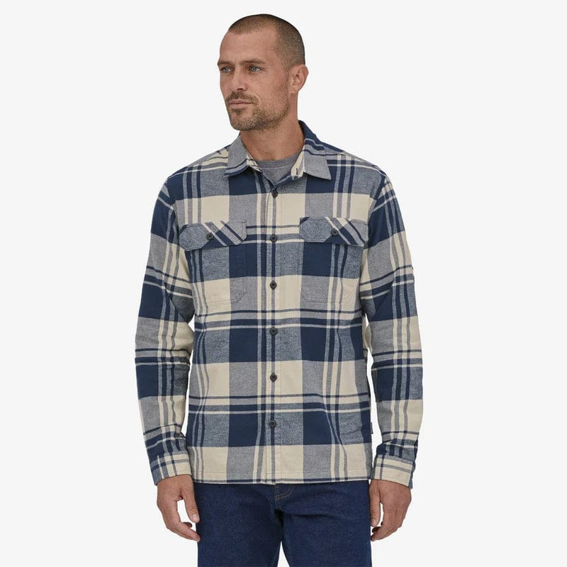 Load image into Gallery viewer, Patagonia Men's Long Sleeve Organic Cotton Midweight Fjord Flannel Shirt