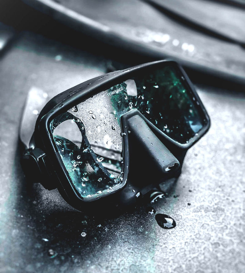 Load image into Gallery viewer, The Harambe Frameless Dive Mask by ATACLETE