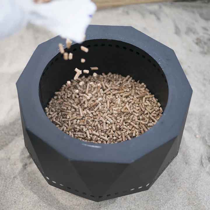 Load image into Gallery viewer, Blue Sky Premium Hardwood Pellets