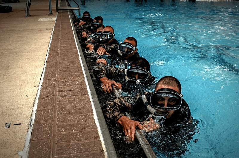 Load image into Gallery viewer, Bermuda SPEC WAR Dive Mask and Snorkel Combo by ATACLETE
