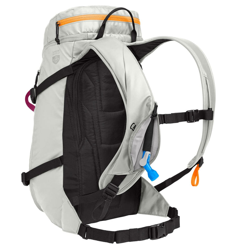 Load image into Gallery viewer, CamelBak SnoBlast 22 70oz. Hydration Pack