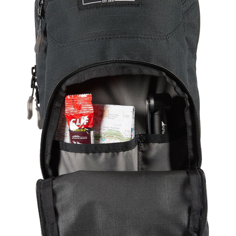 Load image into Gallery viewer, Dakine Session 8L Bike Hydration Backpack
