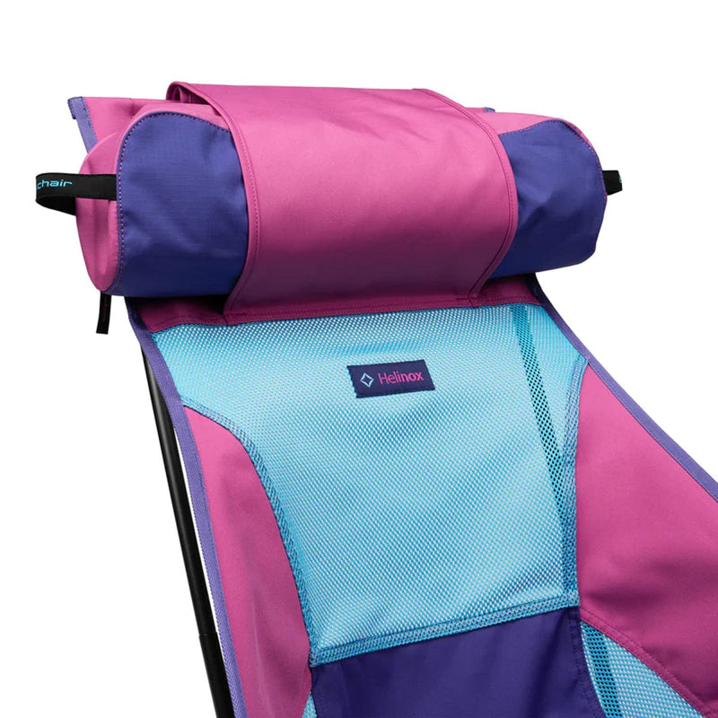 Load image into Gallery viewer, Helinox Beach Camp Chair w Headrest & Side Pocket