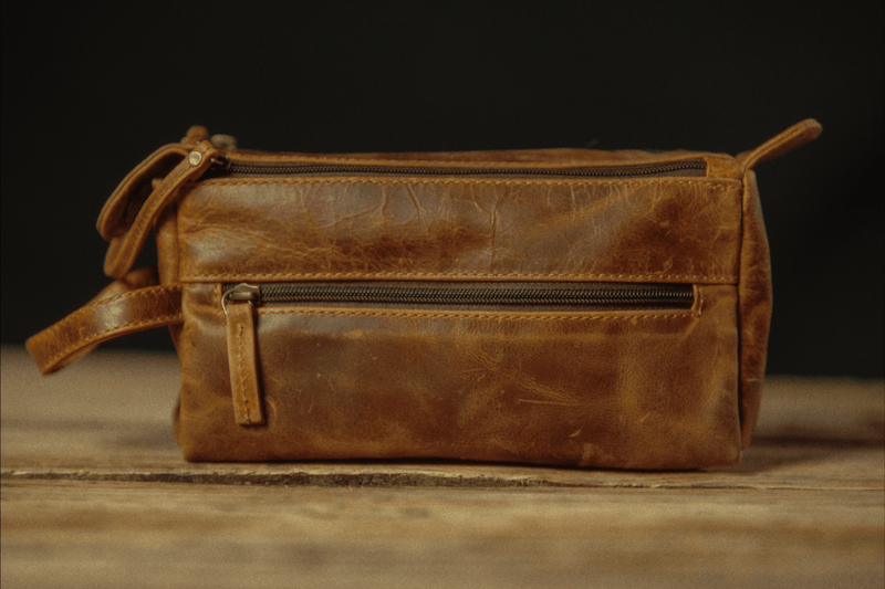 Load image into Gallery viewer, The Draper Leather Toiletry/Dopp Bag by Vintage Gentlemen
