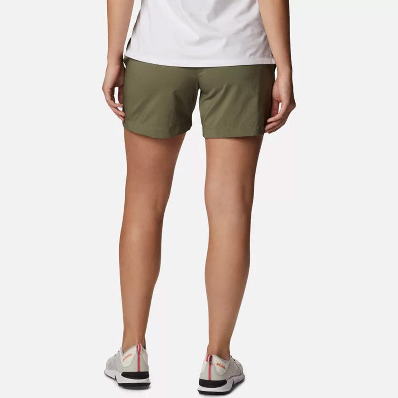 Load image into Gallery viewer, Columbia Women&#39;s Silver Ridge Utility 4 in. Inseam Short
